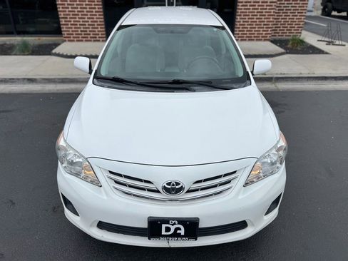Used 2013 Toyota Corolla LE image 9