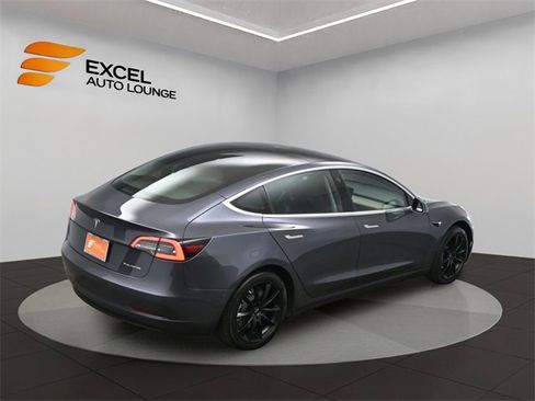 Used 2019 Tesla Model 3 Long Range image 40