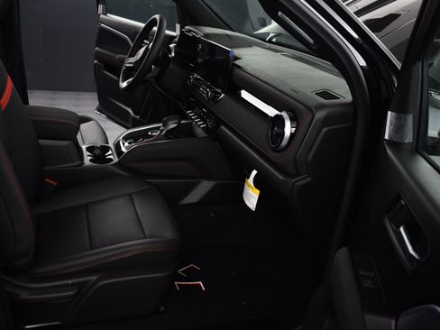 New 2026 Chevrolet Colorado Z71 w/ Z71 Convenience Package 2 image 9