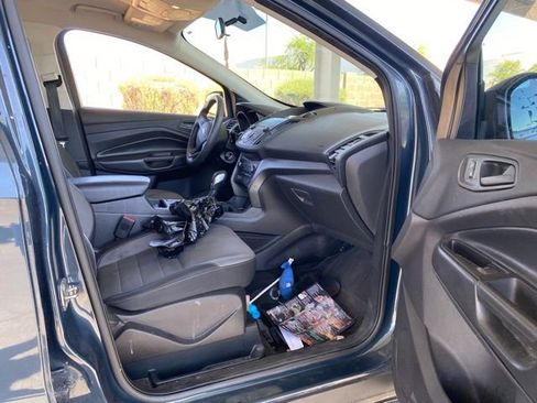 Used 2019 Ford Escape S FWD image 5