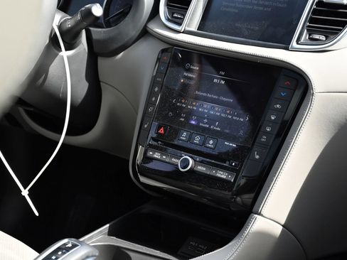 Used 2025 INFINITI QX50 Luxe image 10