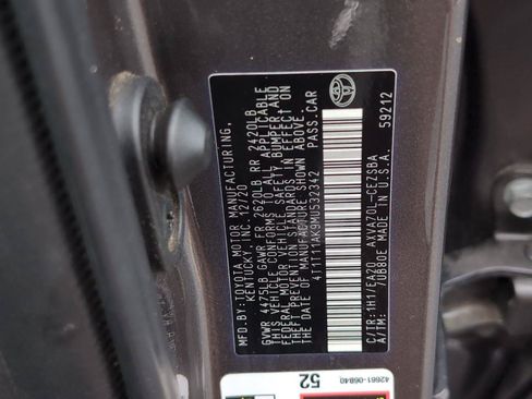 Used 2021 Toyota Camry SE w/ Convenience Package FWD image 14