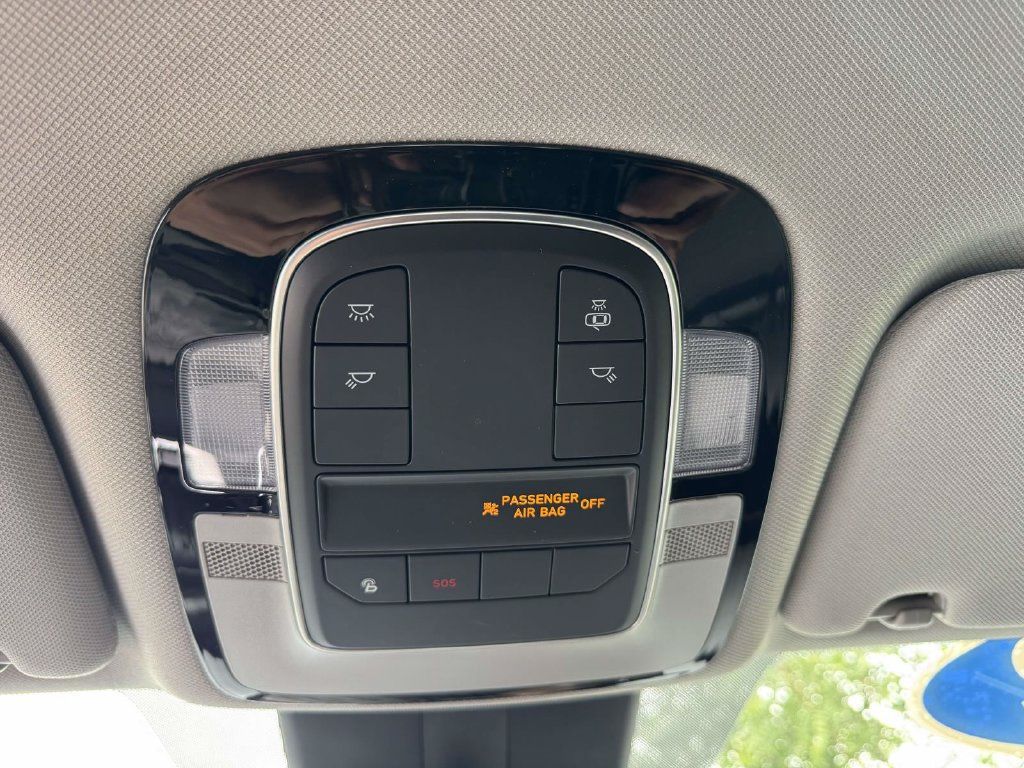 Used 2022 Hyundai Santa Fe SEL AWD/4WD image 28