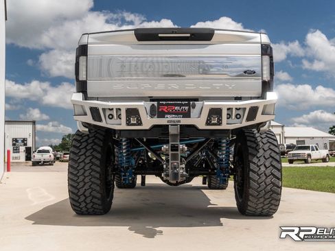 Used 2017 Ford F250 Platinum w/ Platinum Ultimate Package image 11