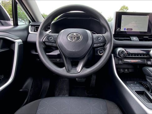 Certified 2025 Toyota RAV4 XLE w/ Convenience Package FWD image 6