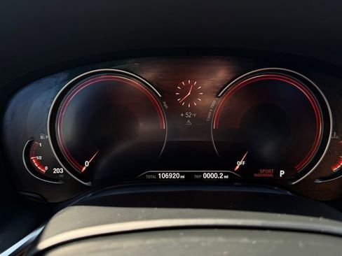 Used 2016 BMW 750i xDrive image 24