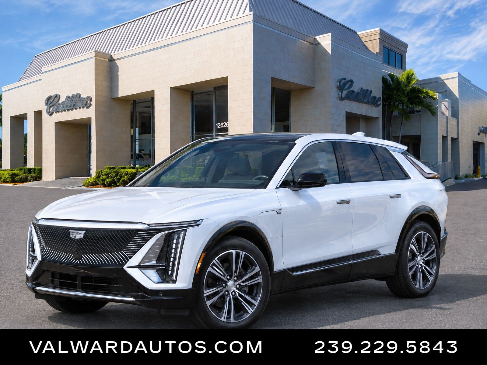 Used 2024 Cadillac Lyriq Luxury RWD image 1