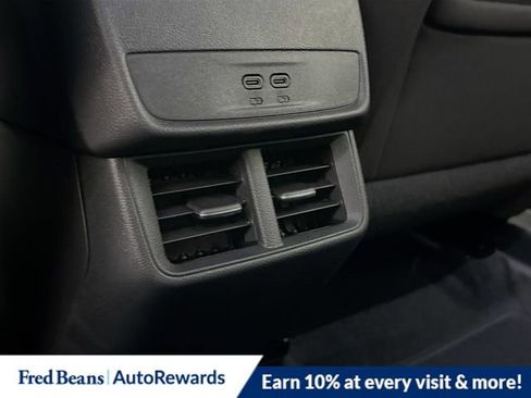 New 2026 Chevrolet Equinox LT image 15