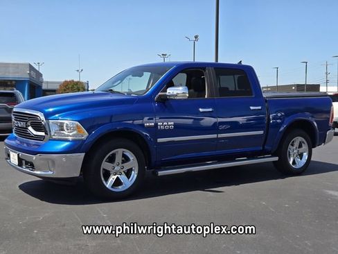 Used 2017 RAM 1500 Laramie w/ Convenience Group AWD/4WD image 7
