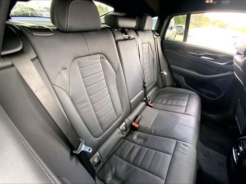 Used 2019 BMW X4 M40i w/ Executive Package image 19