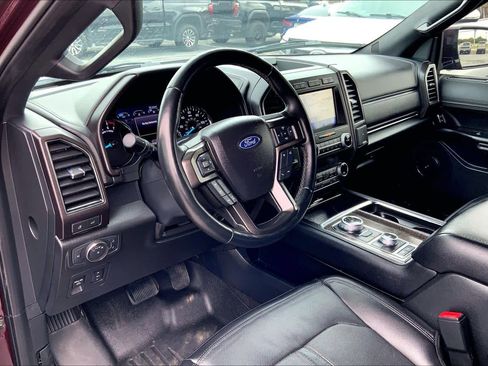 Used 2021 Ford Expedition Max Limited AWD/4WD image 16