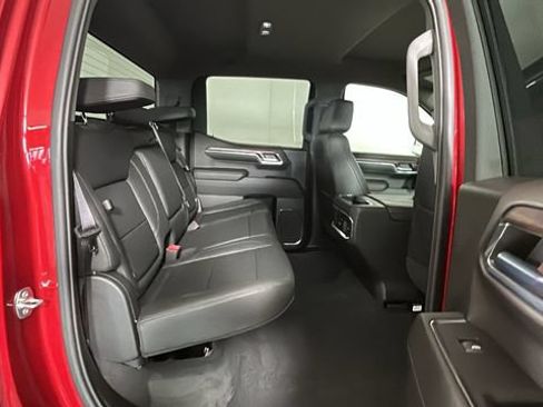 Used 2024 GMC Sierra 1500 SLT w/ SLT Convenience Package AWD/4WD image 29