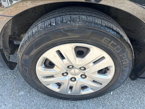 Used 2019 Dodge Grand Caravan SE w/ UConnect Hands-Free Group FWD image 20