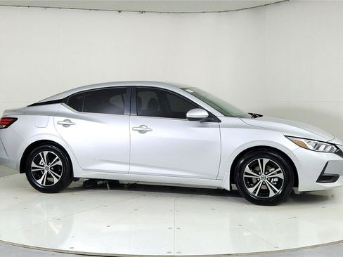Used 2022 Nissan Sentra SV image 8