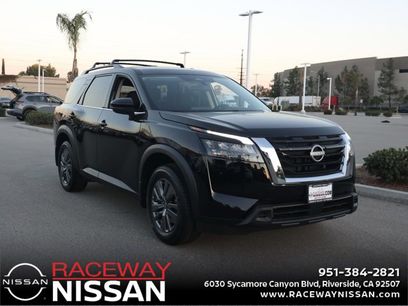 New 2025 Nissan Pathfinder SV
