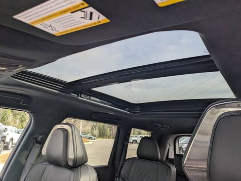 New 2026 INFINITI QX80 Autograph w/ Premium Cargo Package image 22