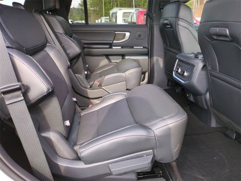 New 2025 Ford Expedition Platinum w/ Stealth Performance Package image 14