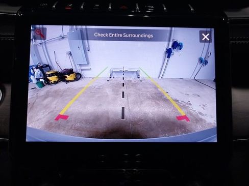 New 2025 Jeep Grand Cherokee Limited image 16