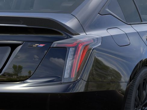 New 2026 Cadillac CT5 V Blackwing w/ Carbon Fiber 2 Package RWD image 11