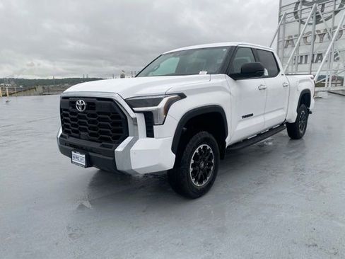 New 2026 Toyota Tundra SR5 AWD/4WD image 5