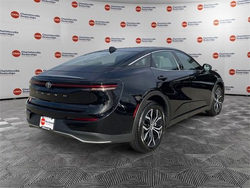 Used 2024 Toyota Crown XLE image 5