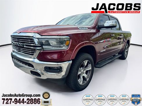 Used 2022 RAM 1500 Laramie AWD/4WD image 1