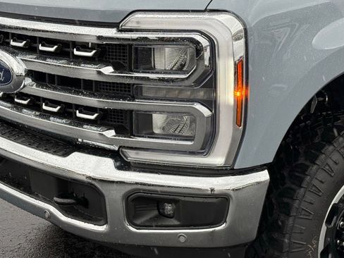 New 2026 Ford F350 4x4 Crew Cab Super Duty image 11