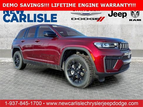 New 2026 Jeep Grand Cherokee Altitude image 1