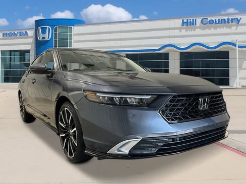 New 2026 Honda Accord Touring image 7