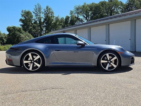 Certified 2025 Porsche 911 Carrera image 8