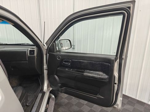 Used 2012 Chevrolet Colorado LT AWD/4WD image 19