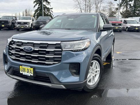 New 2026 Ford Explorer Active AWD/4WD image 1