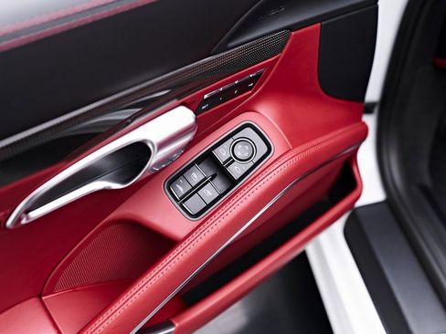 Used 2019 Porsche 911 Turbo S image 41