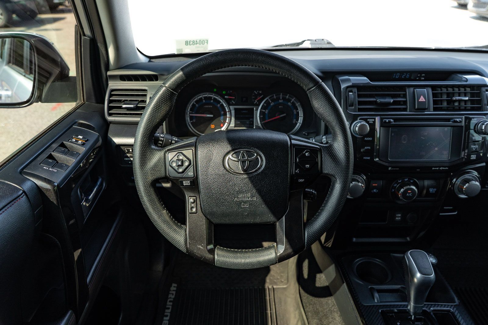 Used 2018 Toyota 4Runner TRD Off-Road Premium AWD/4WD image 24