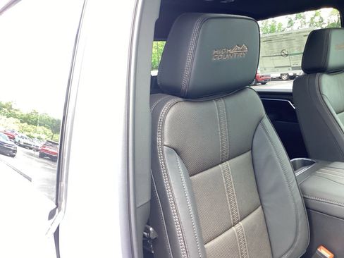 New 2026 Chevrolet Silverado 2500 High Country w/ Technology Package AWD/4WD image 17