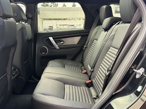 New 2026 Land Rover Discovery Sport Landmark AWD/4WD image 23