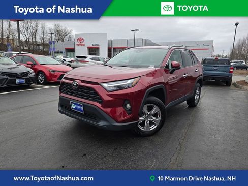 Certified 2022 Toyota RAV4 XLE AWD/4WD image 1
