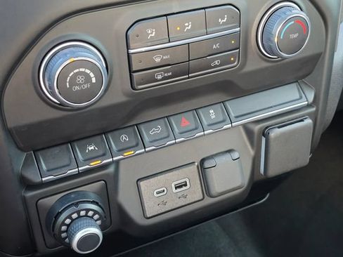 Used 2025 Chevrolet Silverado 1500 Custom AWD/4WD image 32