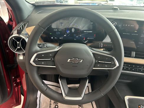 New 2026 Chevrolet Equinox ACTIV w/ Convenience Package III image 17