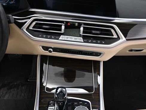 Used 2021 BMW X5 sDrive40i w/ Premium Package image 14