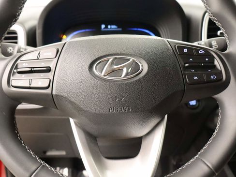 Used 2026 Hyundai Venue SEL FWD image 13