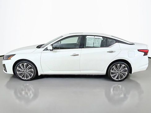 Used 2023 Nissan Altima 2.5 SL AWD/4WD image 16