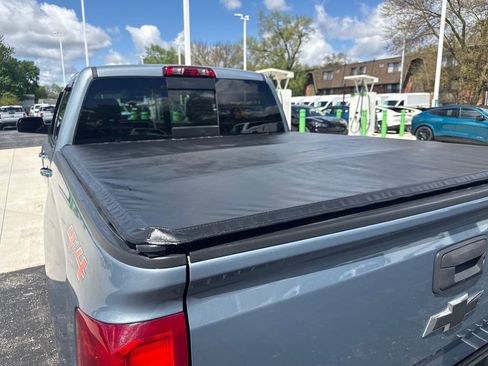Used 2016 Chevrolet Silverado 1500 LTZ w/ LTZ Plus Package AWD/4WD image 18