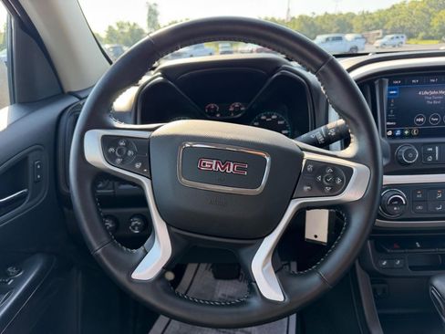 Used 2022 GMC Canyon Elevation w/ Elevation Premium Package AWD/4WD image 11