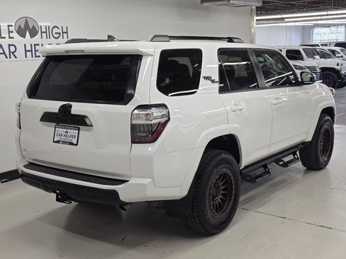 Used 2020 Toyota 4Runner TRD Off-Road Premium w/ Moonroof Package AWD/4WD image 21