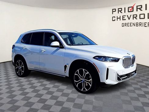 Used 2025 BMW X5 sDrive40i w/ Premium Package RWD image 2