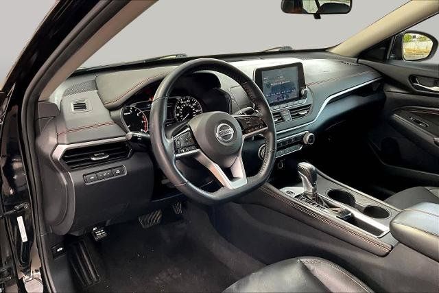Certified 2021 Nissan Altima 2.5 SR FWD image 17