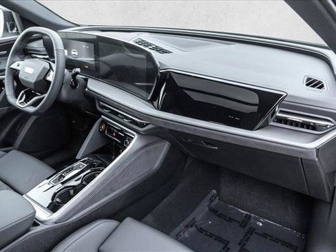New 2026 Audi SQ5 Premium Plus AWD/4WD image 24