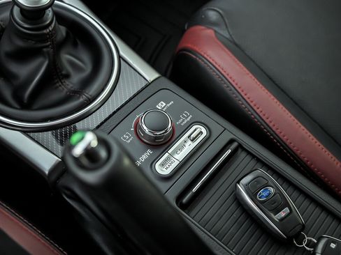 Used 2016 Subaru WRX STI Limited w/ Popular Package #2 image 36