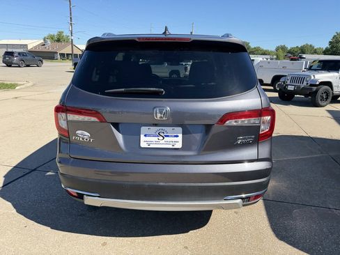 Used 2019 Honda Pilot Touring image 6